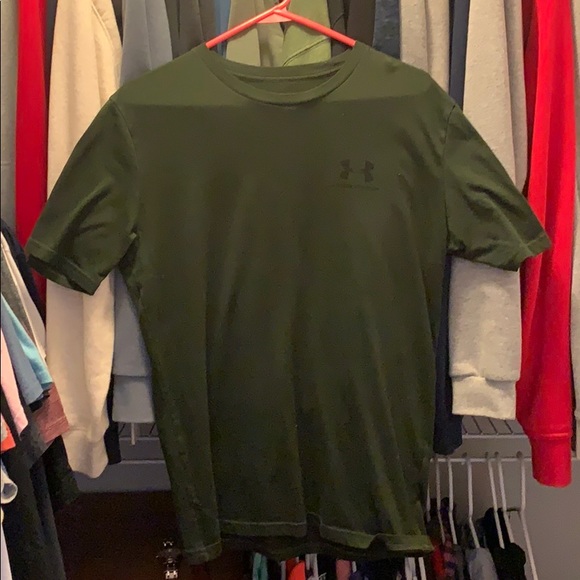 Under Armor TShirt - Picture 1 of 3